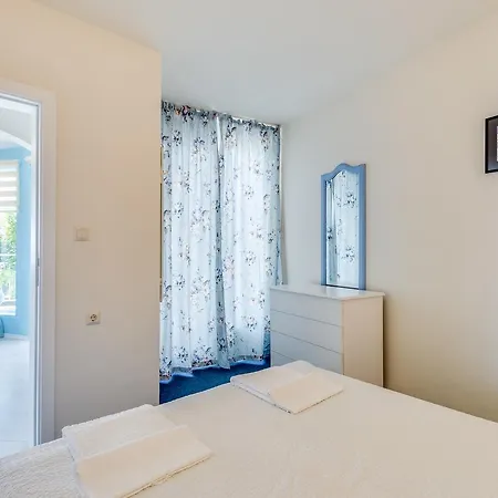 White Dove ゴールデンサンド