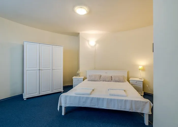 White Dove Sables d'or